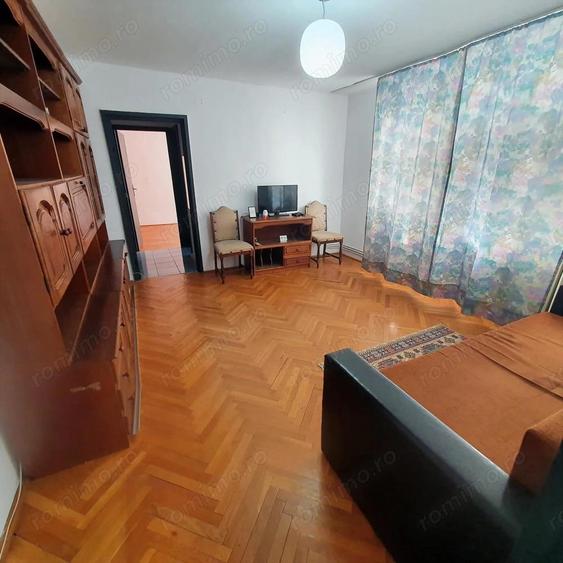 Comision 0%! Zona Modern,3 camere, centrala proprie, loc de parcare! - 2