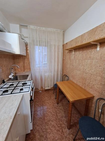Vand apartament 2 camere Scoala 7 Botosani - 3