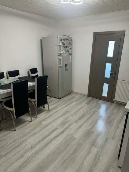 Apartament 2 camere de vanzare Campulung, cartier Visoi (langa Scoala nr. 7) - 6