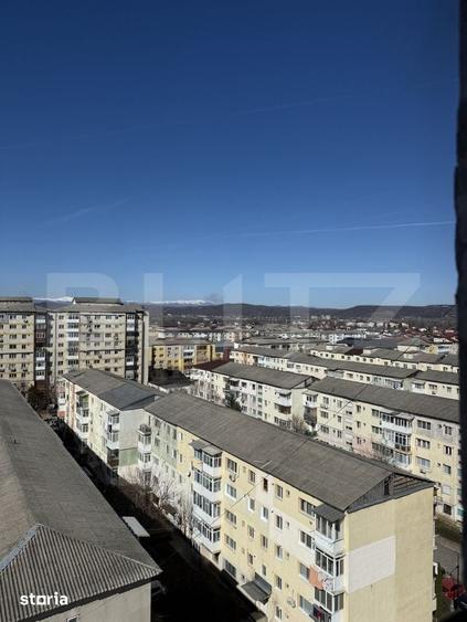Apartament cu 3 camere decomandat în Micro 3