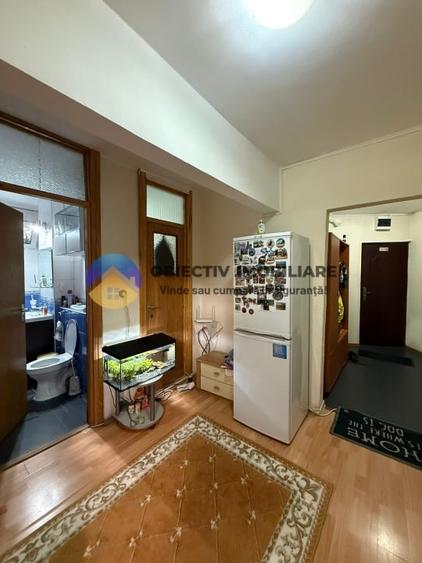 Apartament 3 camere de vanzare – zona centrala – Etaj 1 - 11
