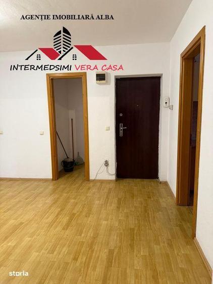 Apartament ET 1 cu 3 camere 2 bai de inchiriat Alba iulia zona Centru - 8