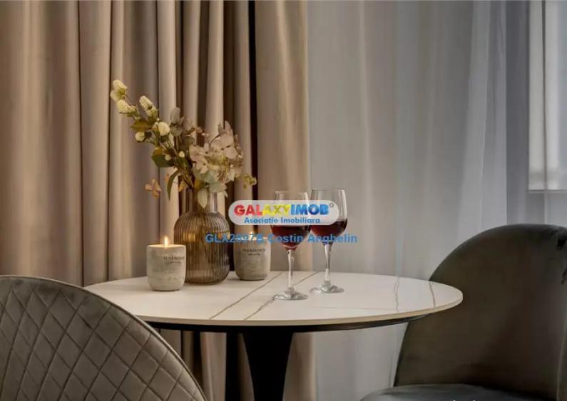 L-Heritage Collection: City View (Regim Hotelier) - Romana - 2