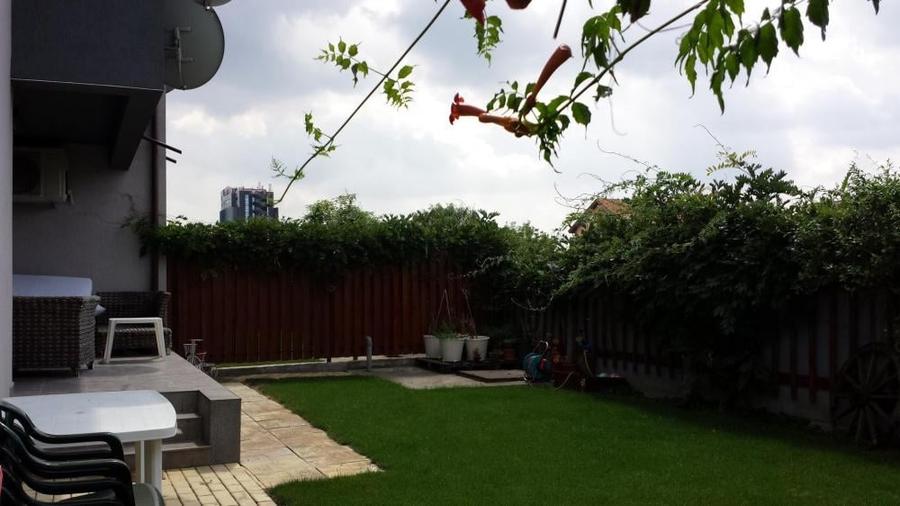 Vila Pipera P E M supr 260mp - 18