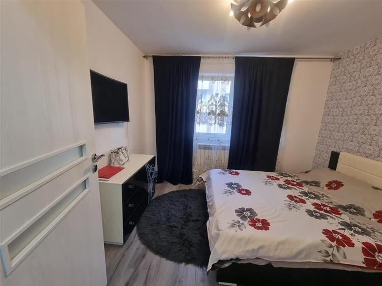 Apartament cu Trei Camere LUX - 8