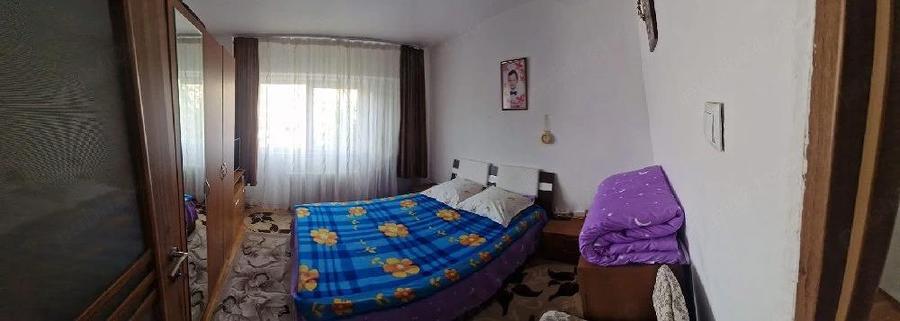 De vanzare Apartament 2 camere decomandat sau schimb cu garsoniera plus diferen?a - 8