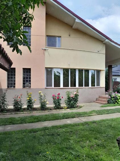 Casa spa?ioasa de vanzare in Milcov Deal lini?te, natura ?i confort, la doar 3 km de Slatina! - 3
