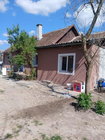 Vand casa in comuna salard - 1