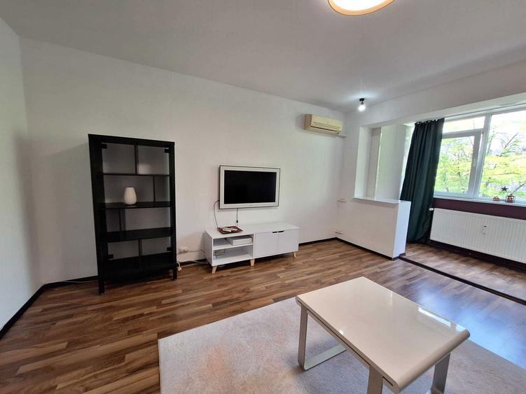 Inchiriez garsoniera , zona Costin Georgian - 4