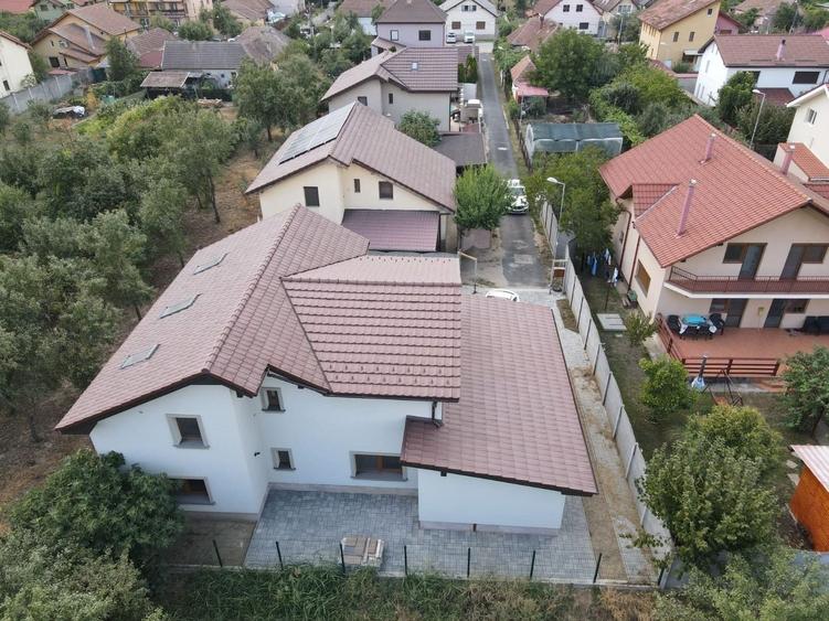 Casă Individuală in vatra satului Chișoda - 2