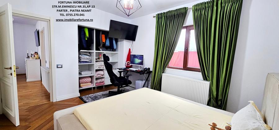 Proprietate D-va Rosie, Casa cocheta, camin de suflet - 7