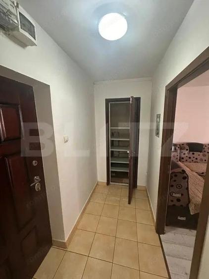 Apartament 2 camere de vanzare Zona Dambu Pietros - 1