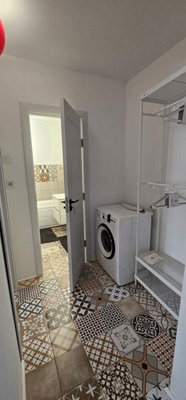 Ofer pentru inchiriat ap cu 2 camere in spatele magazinului Cristian - 3