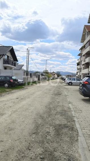 Teren intravilan de vanzare in Sebes drumul Petrestiului - 4