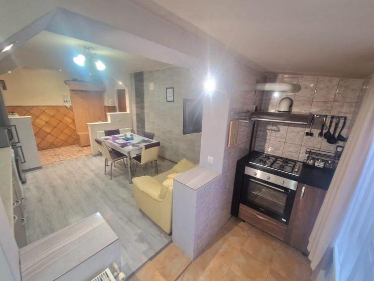 Apartament cu 2 camere decomandate,zona Iulius Mall - 1