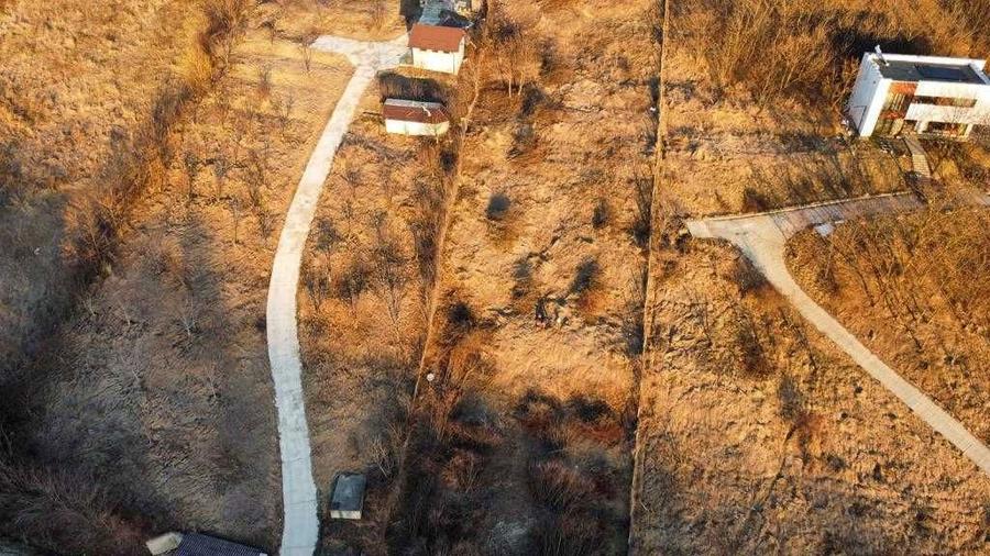 Vand teren Cercu - Barnova 2400 mp intravilan - 1