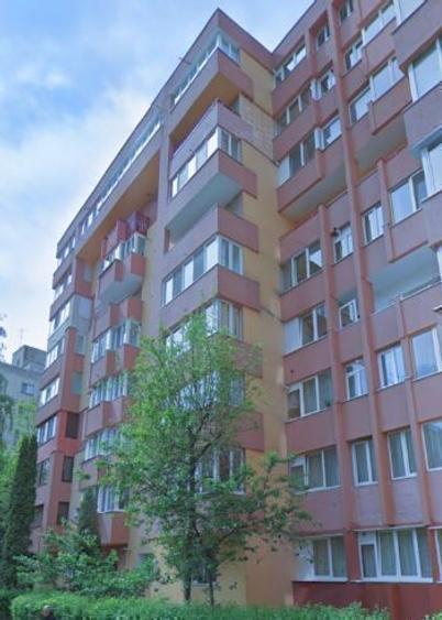 Județean - apartament 3 camere NEMOBILAT - 2 grupuri sanitare - 10