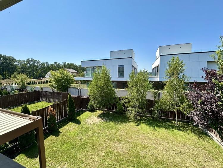 OXFORD GARDENS | VILA COMPLET RENOVATA |  VEDERE SPRE PADURE - 13