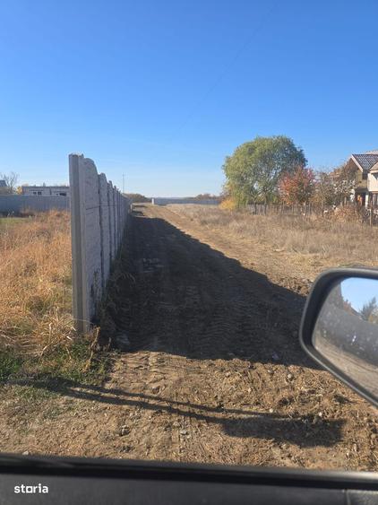 Teren de vanzare, 772 mp, parcelabil dupa dorinta - 1