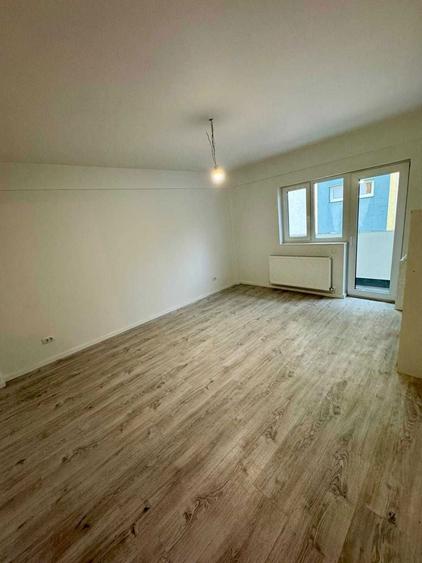 P.F. Apartament 2 camere, decomandat, comision 0, acte la zi - 5