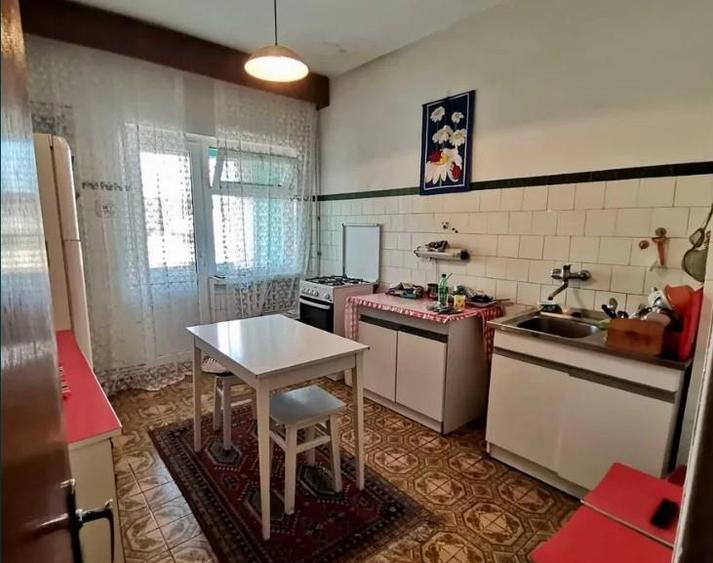 Vanzare apartament 4 camere, zona Sud - 5