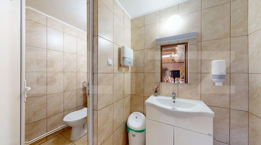 Casă individuală cu 18 camere cu Canalizare în Cernatu