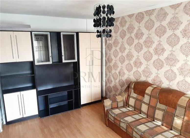 SOARELUI - ETAJ 1 - BLOC IZOLAT - 3 CAMERE - CENTRALA PROPRIE - BOXA - 6