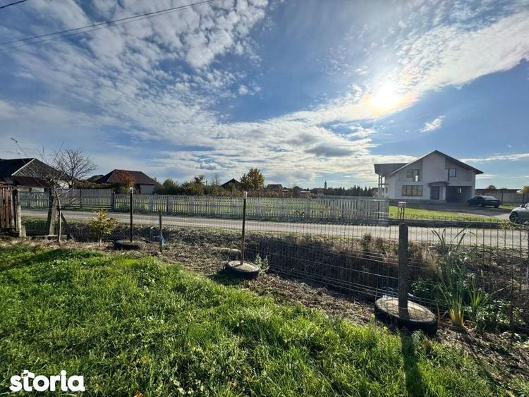 Teren pentru constructie ,20 ari,pozitie excelenta la drumul asfaltat - 3