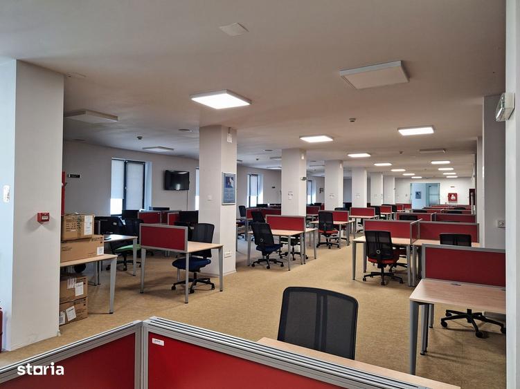 De inchiriat - Spatiu Comercial / Birouri Etaj 1 - 700 mp / 13Euro mp - 6