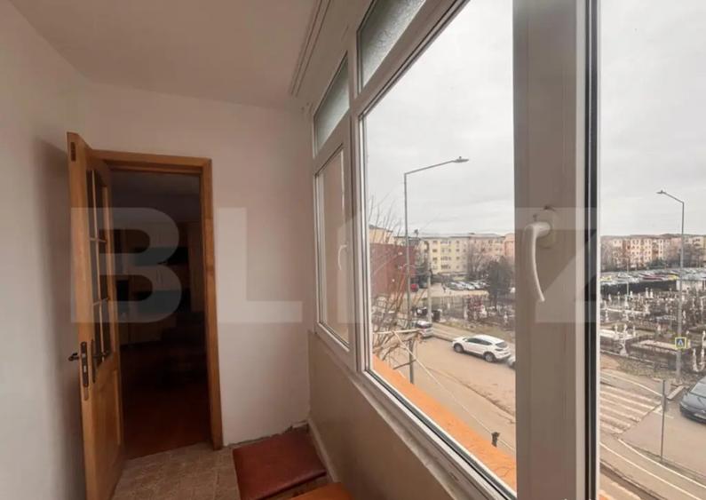 Apartament 2 camere, 57 mp, zona Sud Est - 1