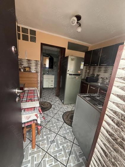 Garsoniera la curte - 2