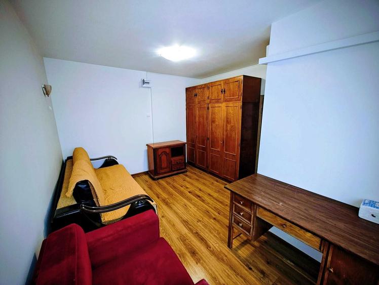 Vand 2 garsoniere unite, renovate, centrala proprie - 3