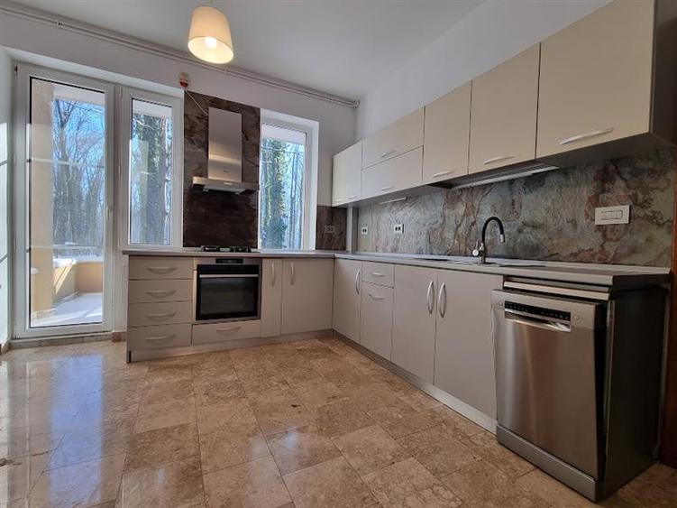 Apartament 4/ 5 camere exclusivist, garaj, inchiriere termen lung, Padurea Banea - 3