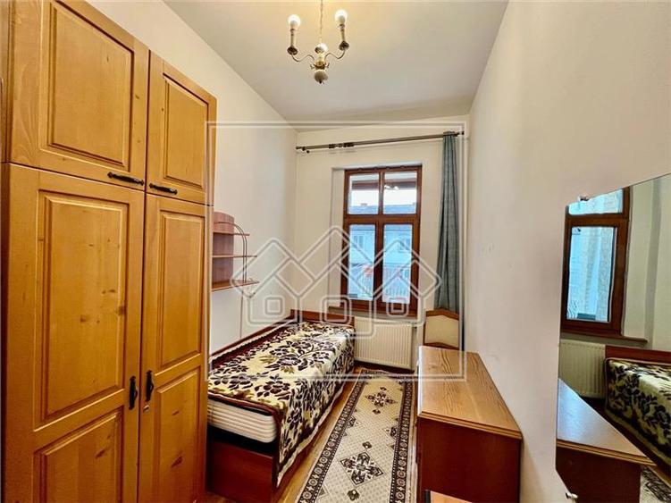 Apartament de vanzare - 67 mp, terasa mare - Zona buna - 6