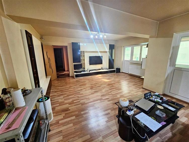 Apartament 4 camere 84 mp utili  Ultracentral | Etaj 2 - 3