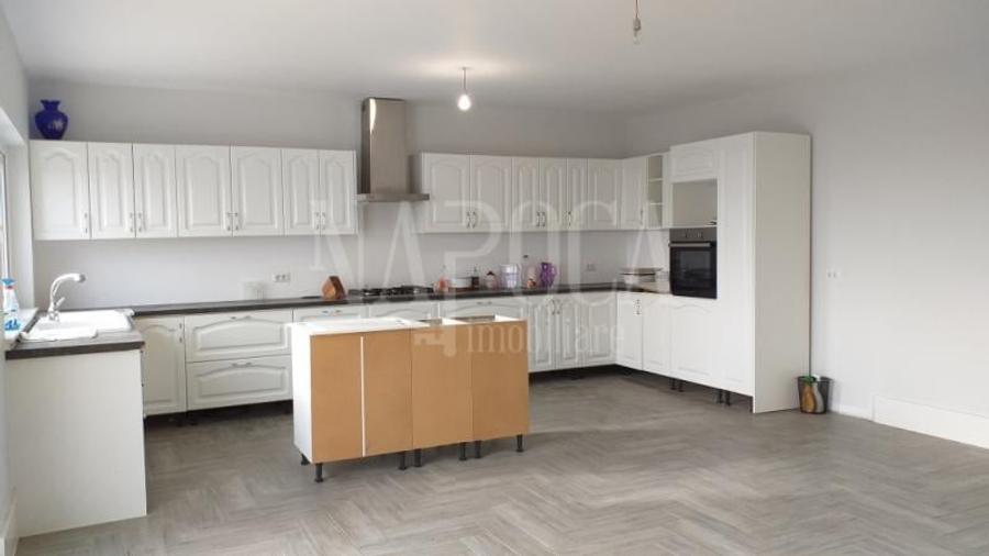 Casa 4 camere de vanzare in Dezmir - 5