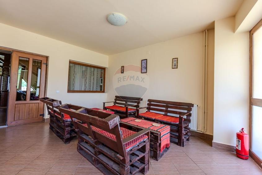 Hotel / Pensiune cu 10 camere de vanzare/Vama Buzaului - 21