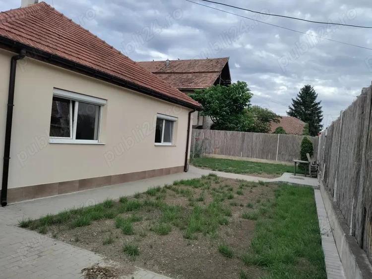 Casa 4camere, 2bai, 2bucatarii si curte proprie in zona Lipovei Aradului - 22