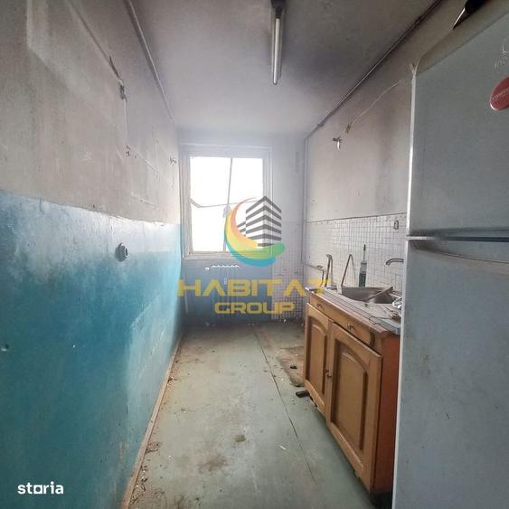 Apartament 2 camere sector 4 la 4 minute de Stb - 1