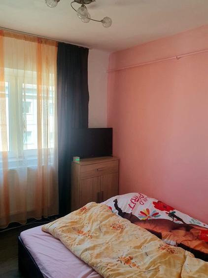 Vand apartament 3 camere Cantemir - 6