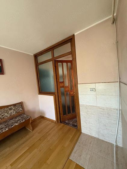 Vand apartament cu 2 camere decomandat + garaj - 7