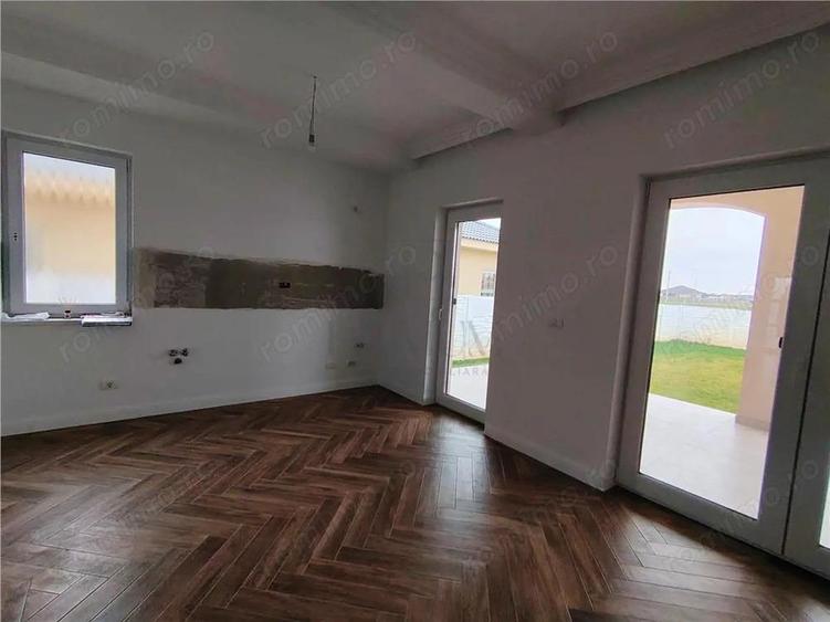 Duplex pe parter - zona buna - posibilitate alegere finisaje - 16