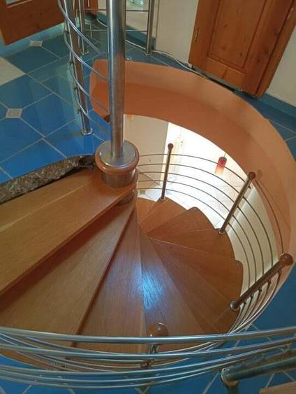 CASA 6 camere CU MANSARDA cu un design deosebit si o arhitectura futurista - 13