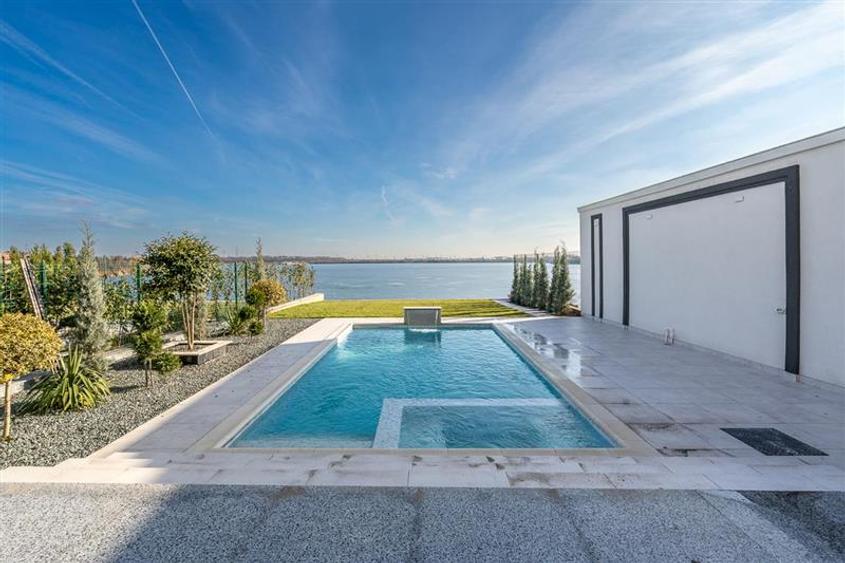 VILA INDIVIDUALA LIPITA,5 CAMERE,453 MP,TEREN 587 MP,PISCINA,DESCHIDERE LAC - 24