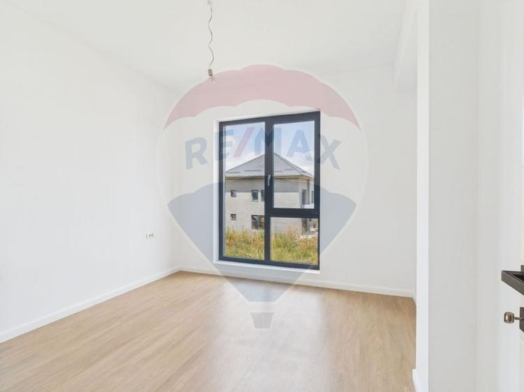 Apartament 3 camere si gradina de inchiriat, Nobil Rezidence - Tunari - 11