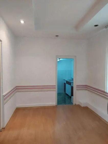 Birou zona linistita - 2