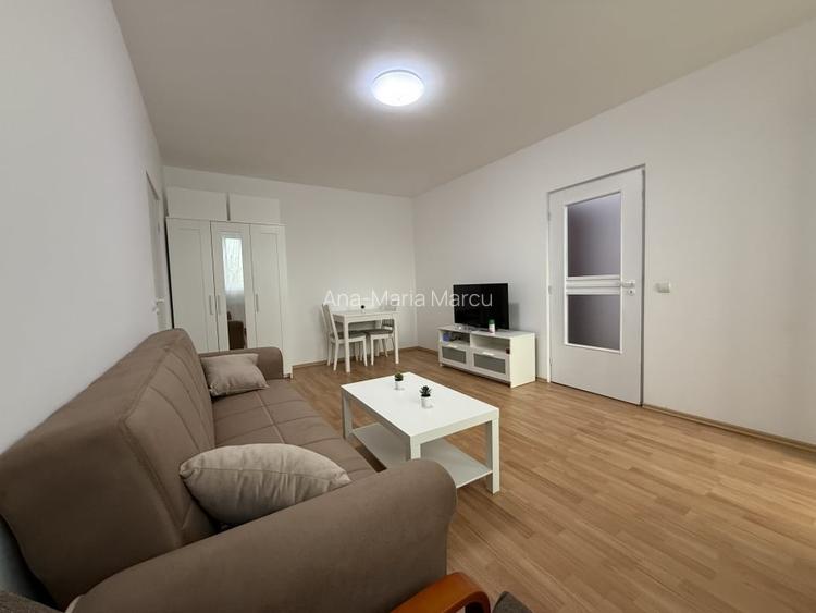 Apartament 2 camere | Grivita  | 1MAI | renovat | CENTRALA proprie |