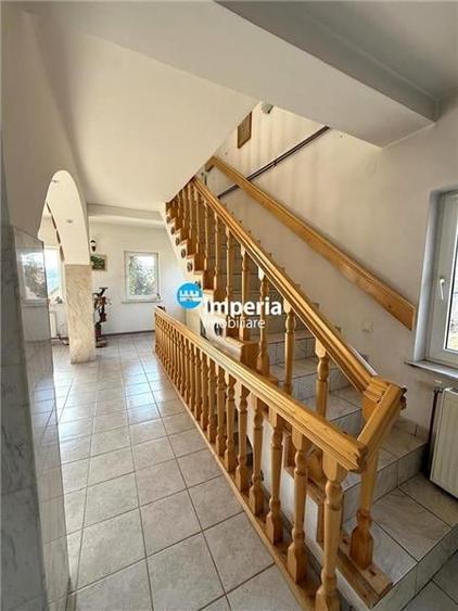 Vila 6 cam, 2400 teren, Garaj, crama,  5 drumuri Valea Adanca - 8