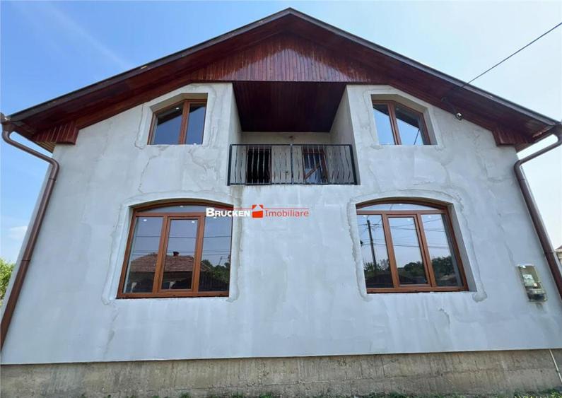 Casa de in zona centrala din Petreu - 24