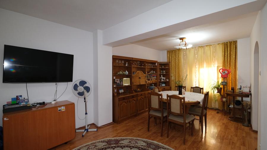 Vanzre 3 corpuri de case noi plus gradina in zona Mihai Bravu Bucuresti - 5